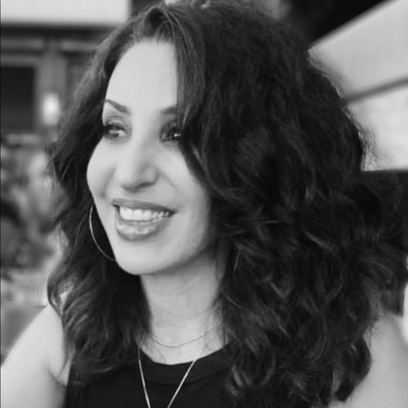 Meet your Posher, Juliette - Picture 1 of 1